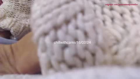 yoursensualparadise online show from February 17, 1:04 am