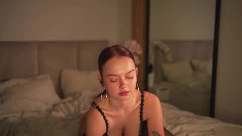 chillwithstacy online show from October 15, 9:04 pm