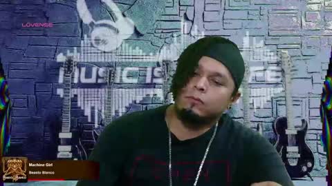 Enrique online show from March 3, 2:26 pm