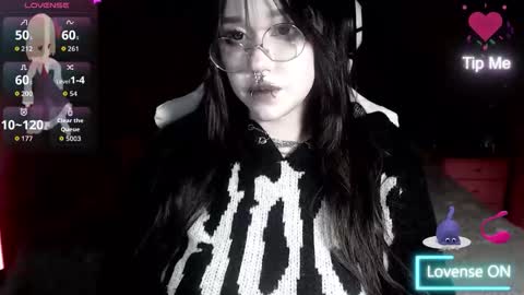 Snapshot of chloe_crystall_killer chatting on November 8, 5:07 am chloe_crystall_killer online show from November 8, 5:07 am