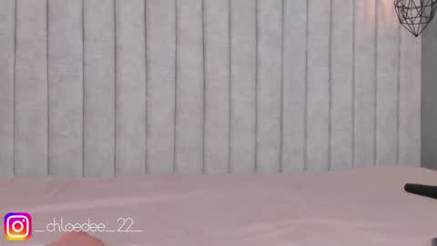 Snapshot of chloe_dee_ chatting on January 28, 1:59 pm Chloe online show from January 28, 1:59 pm