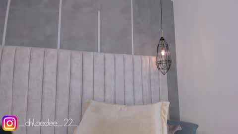 Snapshot of chloe_dee_ chatting on February 1, 5:58 pm Chloe online show from February 1, 5:58 pm