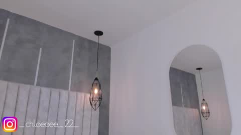 Snapshot of chloe_dee_ chatting on February 12, 5:16 pm Chloe online show from February 12, 5:16 pm