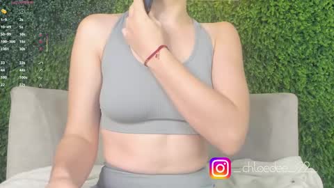 Snapshot of chloe_dee_ chatting on September 30, 12:10 pm Chloe online show from September 30, 12:10 pm