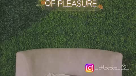 Snapshot of chloe_dee_ chatting on October 7, 12:24 pm Chloe online show from October 7, 12:24 pm