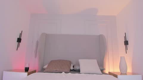 Snapshot of chloe_dee_ chatting on November 21, 10:25 am Chloe online show from November 21, 10:25 am