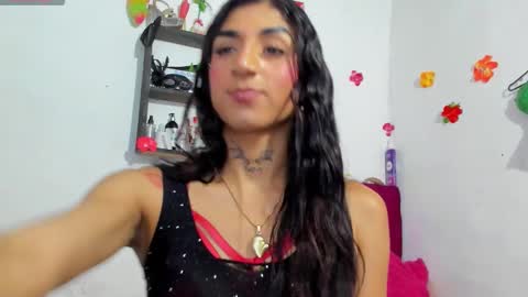 Snapshot of chloe_evanx_ chatting on November 18, 3:12 am Chloe Evanx online show from November 18, 3:12 am