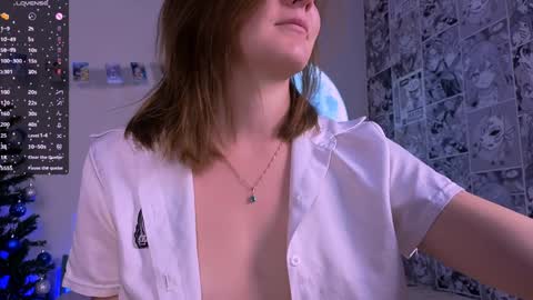 Snapshot of chloe_jeense chatting on December 31, 5:33 am Chloe online show from December 31, 5:33 am