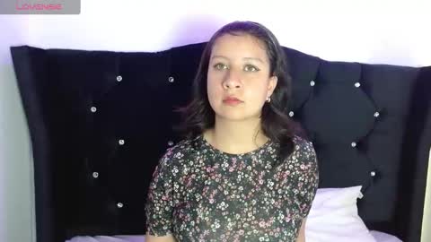 Chloe online show from October 30, 12:39 pm