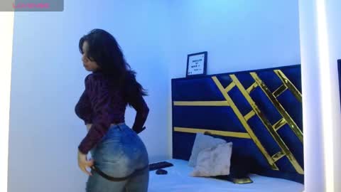 Chloe online show from November 10, 12:37 pm