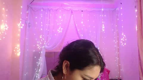 Snapshot of chloe_smith5 chatting on October 29, 1:57 pm chloe_smith5 online show from October 29, 1:57 pm