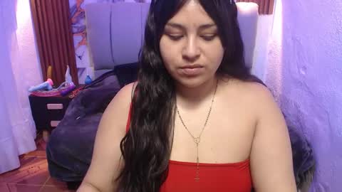 Snapshot of chloe_smith5 chatting on November 13, 3:11 pm chloe_smith5 online show from November 13, 3:11 pm