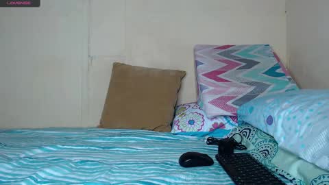 Chloe  online show from January 16, 9:40 pm