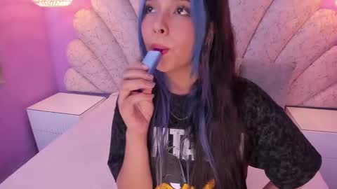   online show from December 26, 9:37 pm