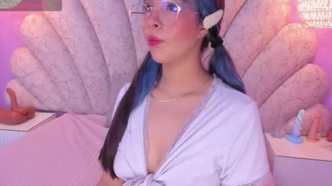   online show from February 13, 7:31 pm