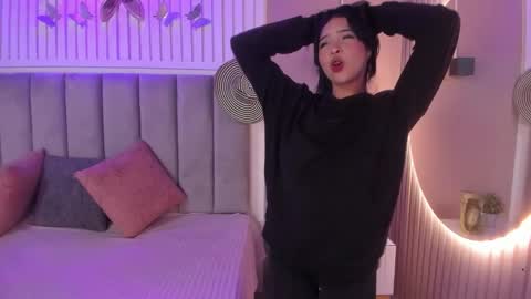   online show from September 21, 3:30 am