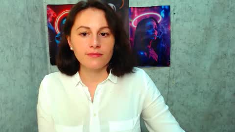 Chloe online show from September 28, 9:14 am