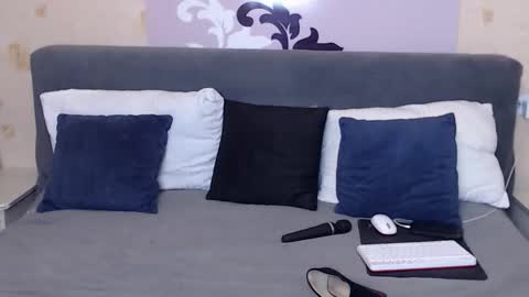 chloemurmeow online show from November 22, 10:31 pm