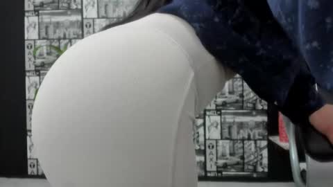 ChloeTurner  online show from January 1, 12:33 pm