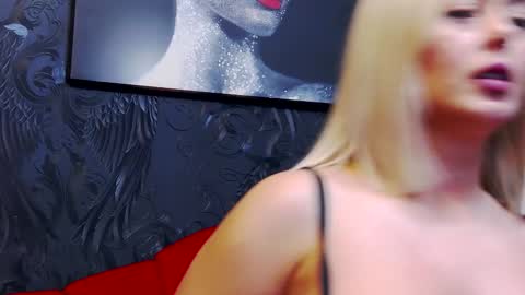 Chloe Vee online show from January 20, 10:07 am