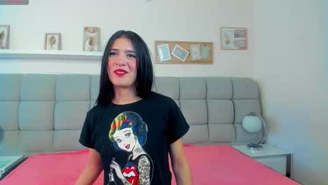 chlooe_zoe online show from November 12, 7:13 pm