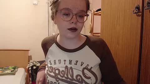 chmiri online show from March 10, 12:15 pm