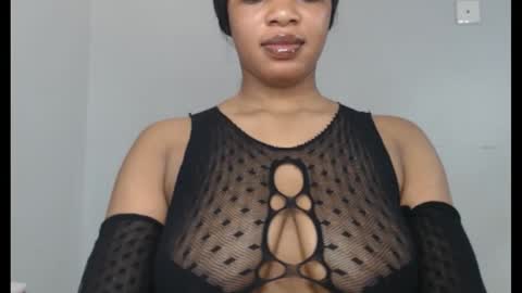 Snapshot of choco_chocox chatting on October 6, 6:55 am ESTHER online show from October 6, 6:55 am