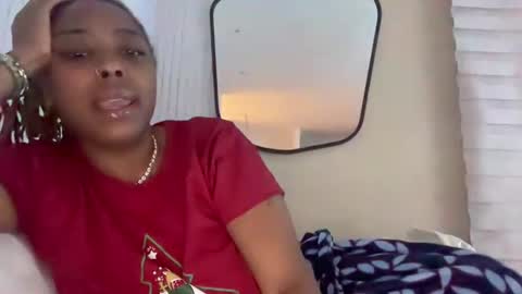 ChocolateCakeQueen online show from December 22, 5:12 am