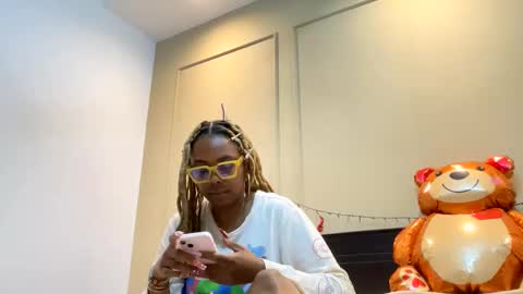 ChocolateCakeQueen online show from February 16, 12:41 am