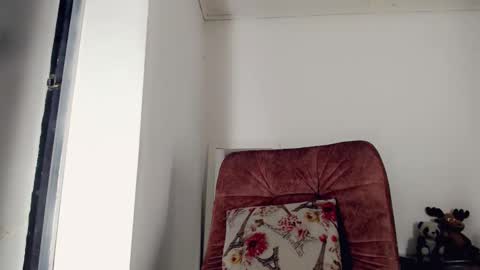 chocolatetriplex online show from September 12, 6:57 am