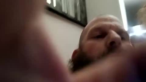 Snapshot of chris817125 chatting on December 14, 4:51 am Couple online show from December 14, 4:51 am