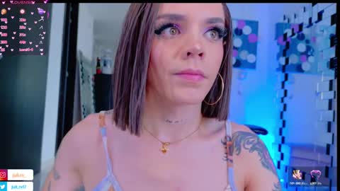 juli   Instagram july rv17 - Twitter juli rv17     online show from March 2, 3:59 pm
