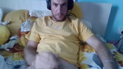 Snapshot of chrisfilip chatting on September 19, 3:13 pm Chris online show from September 19, 3:13 pm