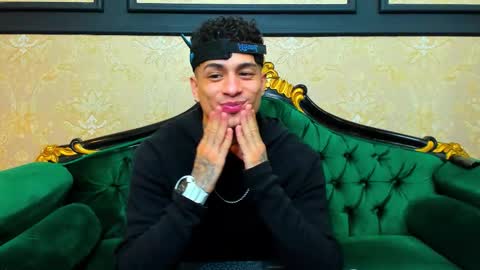 Chris online show from October 17, 11:24 am