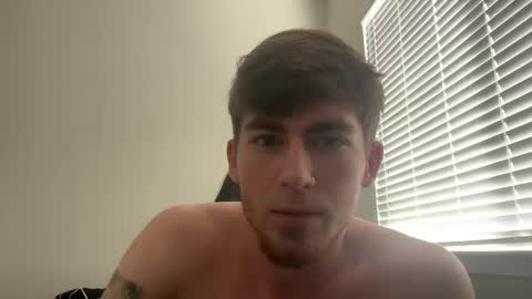 Snapshot of chrisoncam01 chatting on October 2, 8:16 pm chrisoncam01 online show from October 2, 8:16 pm