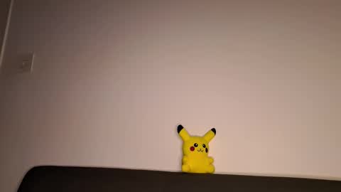 Snapshot of chrisslicer chatting on December 5, 1:36 am Christopher online show from December 5, 1:36 am