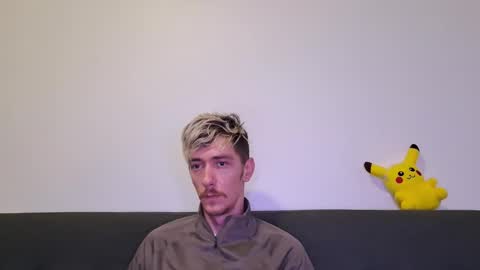 Snapshot of chrisslicer chatting on December 18, 1:11 am Christopher online show from December 18, 1:11 am