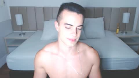 christiandiorx online show from January 10, 7:57 am