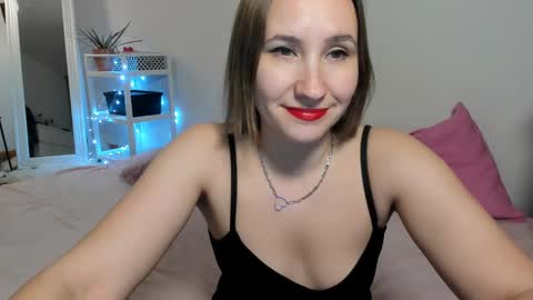 Snapshot of christina_rosse chatting on February 3, 6:28 pm christina rosse online show from February 3, 6:28 pm