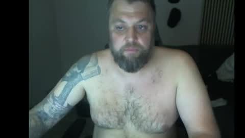 Snapshot of chrizz80 chatting on November 28, 10:56 pm Chrizz online show from November 28, 10:56 pm