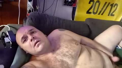 Chubbydutch man online show from October 11, 1:09 pm