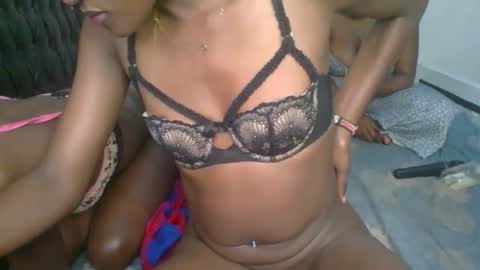 chyna_baibe online show from September 18, 6:37 am