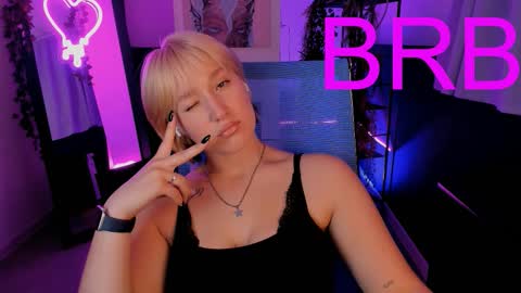 Cin Bellamy online show from September 22, 4:58 am