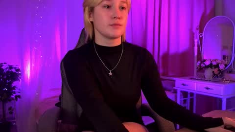 Cin Bellamy online show from October 29, 5:42 am