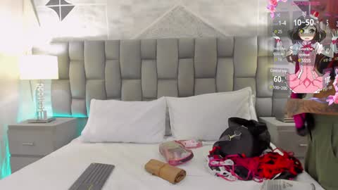 CintiaCollins  online show from December 16, 10:03 pm