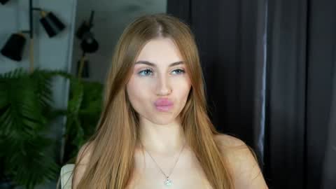 Sandy online show from December 15, 8:19 am