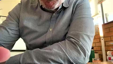 Snapshot of cj3d2 chatting on November 10, 9:25 pm Cjd32 online show from November 10, 9:25 pm