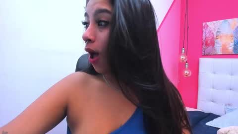 claire aristizabal online show from January 21, 4:10 am