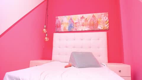 claire aristizabal online show from January 24, 10:11 am