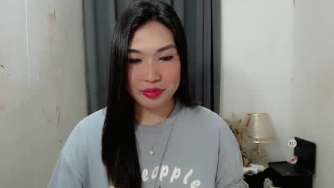 CLAIRE online show from October 3, 7:11 pm